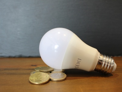 light-bulb-g45142480d_1920