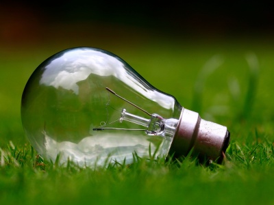 light-bulb-984551_1920