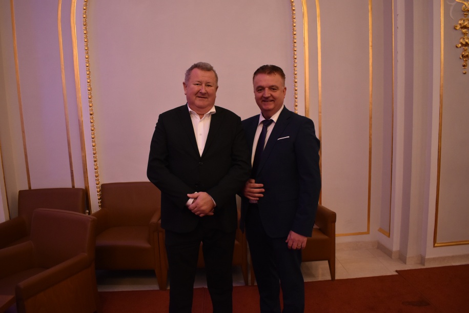 S predsedom predstavenstva a riaditeľom OKTE, a.s. Robertom Sedlákom.